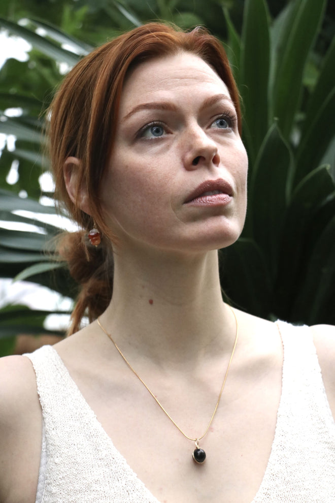 I AM protected - Collana a sfera in shungite