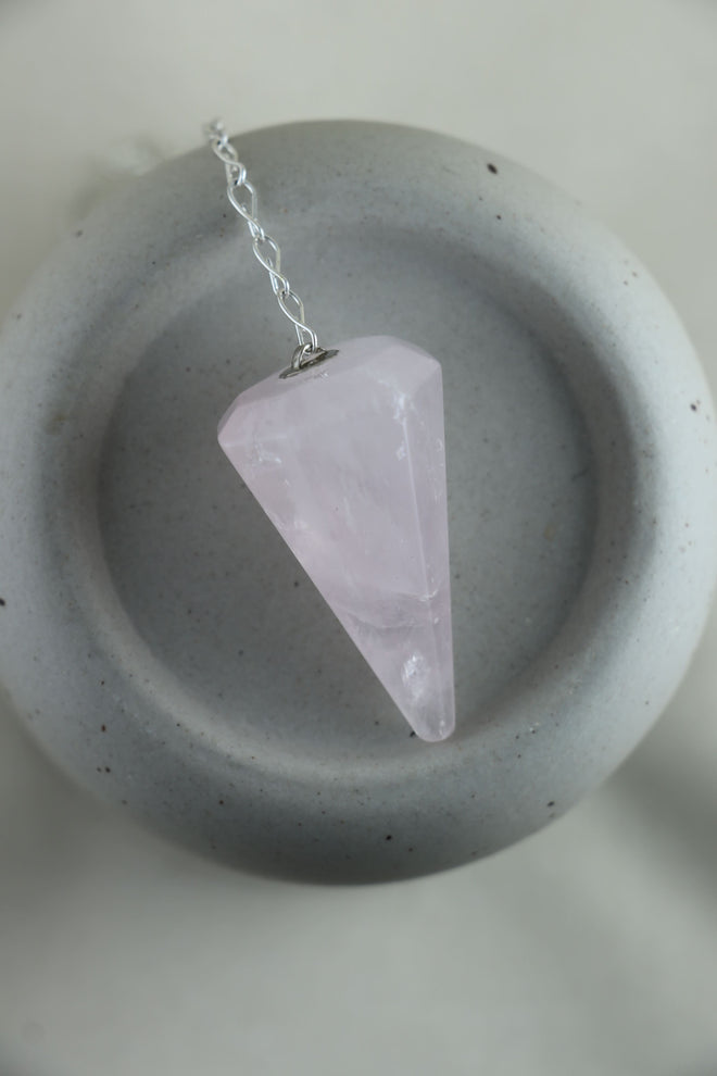 I AM love - Kristall Pendel Rosenquarz
