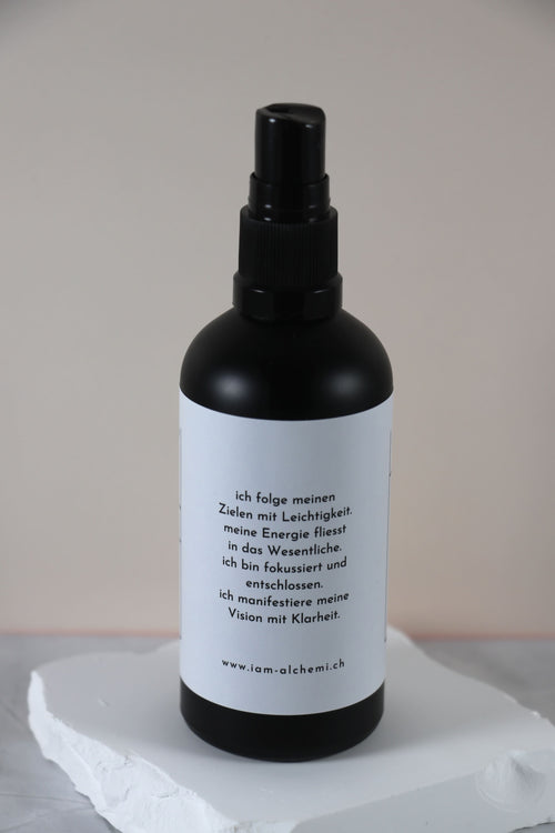 I AM focused Auraspray