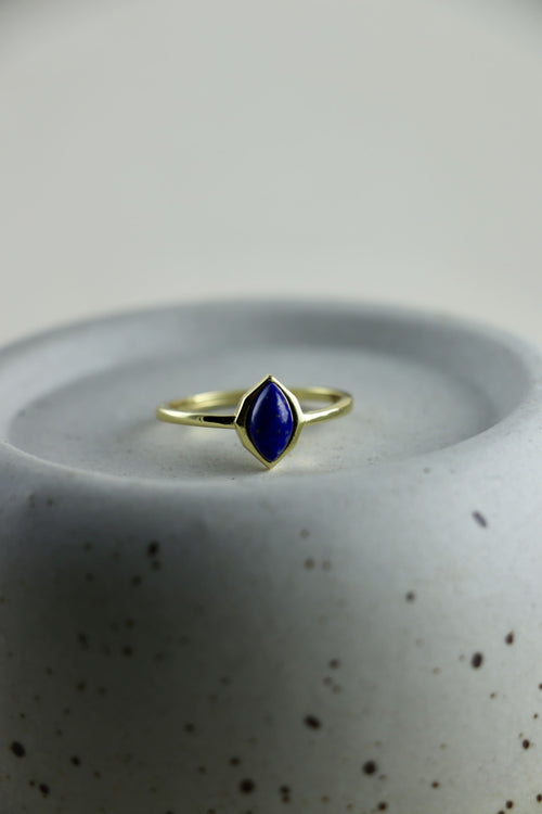 I AM true - Lapislazuli Ring Drop