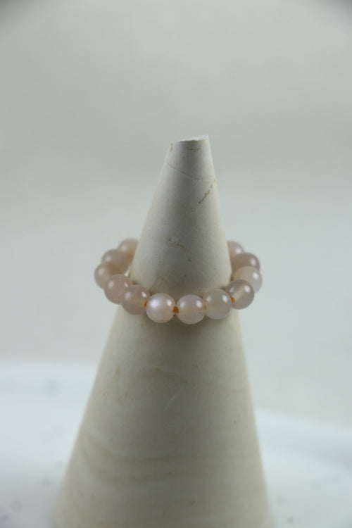 I AM feminine - Mondstein Peach Ring