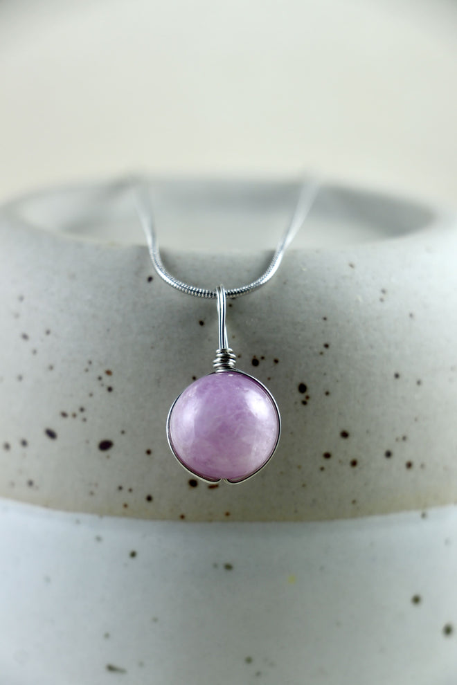 I AM healing - Kunzit Halskette Kugel Silber