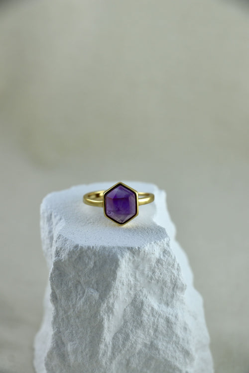 I AM clarity - Amethyst Ring Hexagon