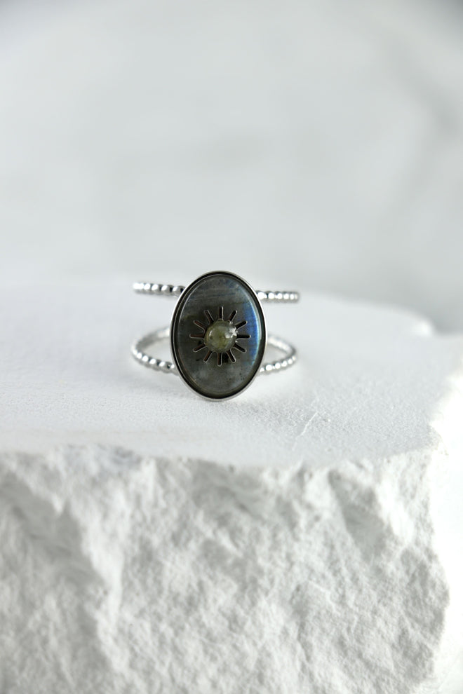 I AM magical - Labradorit Ring Sonne Silber