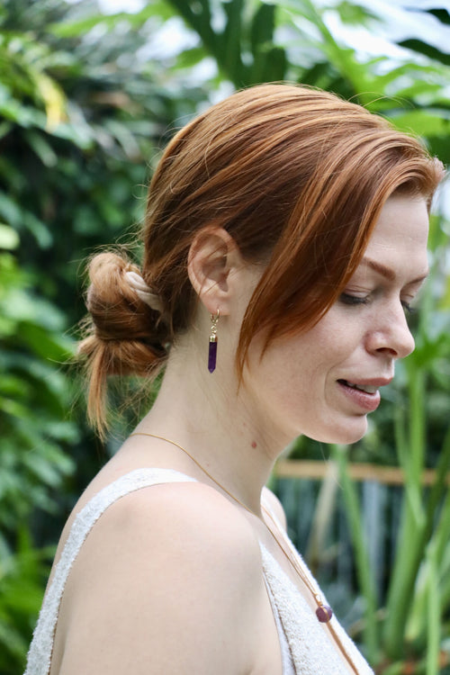 I AM clarity - Boucles d'oreilles améthyste dentelle longue