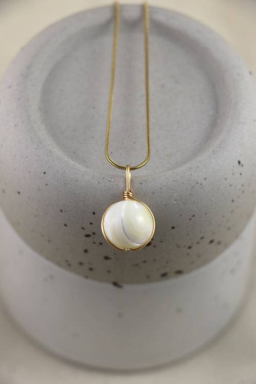 I AM beautiful - Collier Nacre Sphère