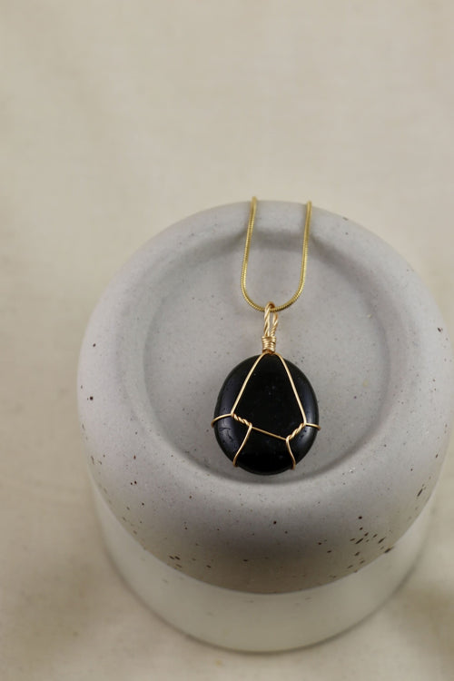 I AM secure - collier de protection en tourmaline noire