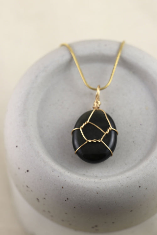 I AM important - Collier en obsidienne dorée