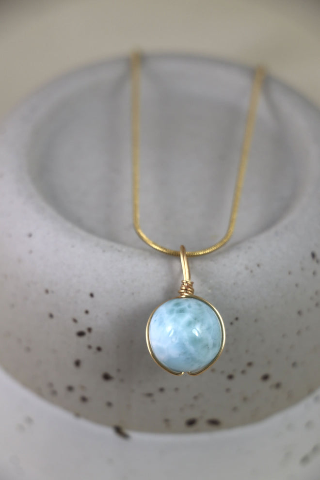 I AM inspired - Larimar Halskette Kugel