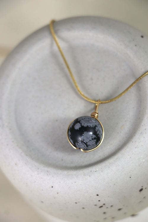 I AM expanding - Collier boule d'obsidienne flocon de neige