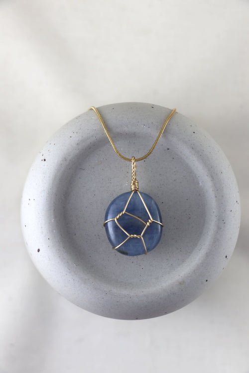 I AM constantly growing - Kyanit Halskette Einzelstück 3