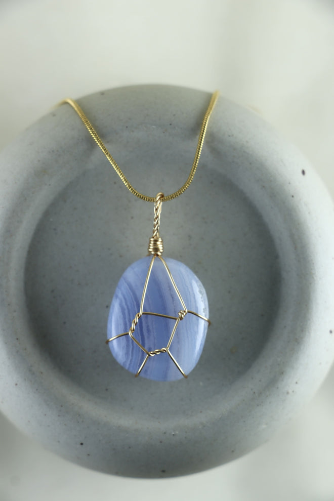 I AM growing - Chalcedon Halskette