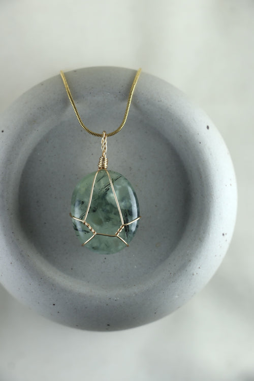 I AM intuitive - Collier Prehnite