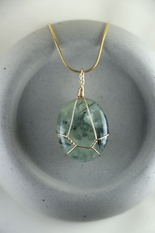 I AM intuitive - Collier Prehnite