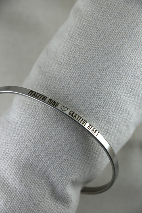 Mantra Armband - Peaceful mind | grateful heart Silber