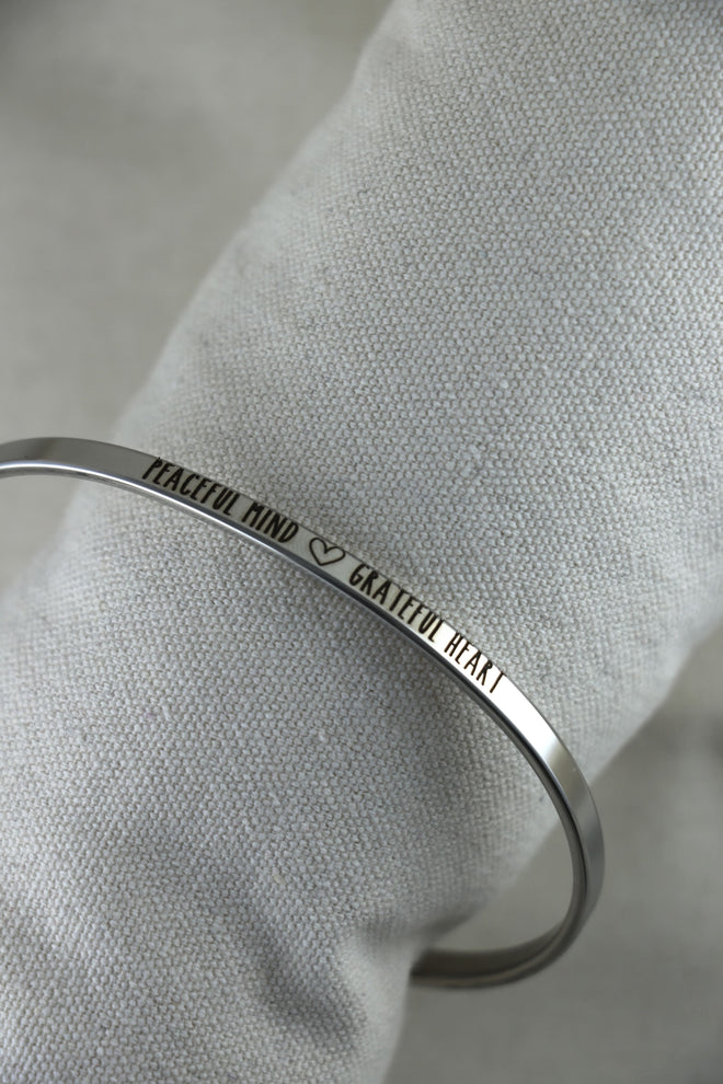 Mantra Armband - Peaceful mind | grateful heart Silber