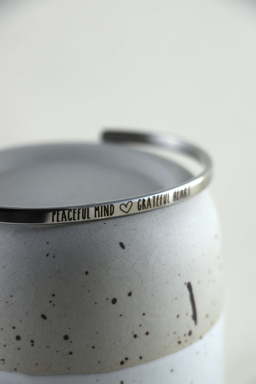 Mantra Armband - Peaceful mind | grateful heart Silber
