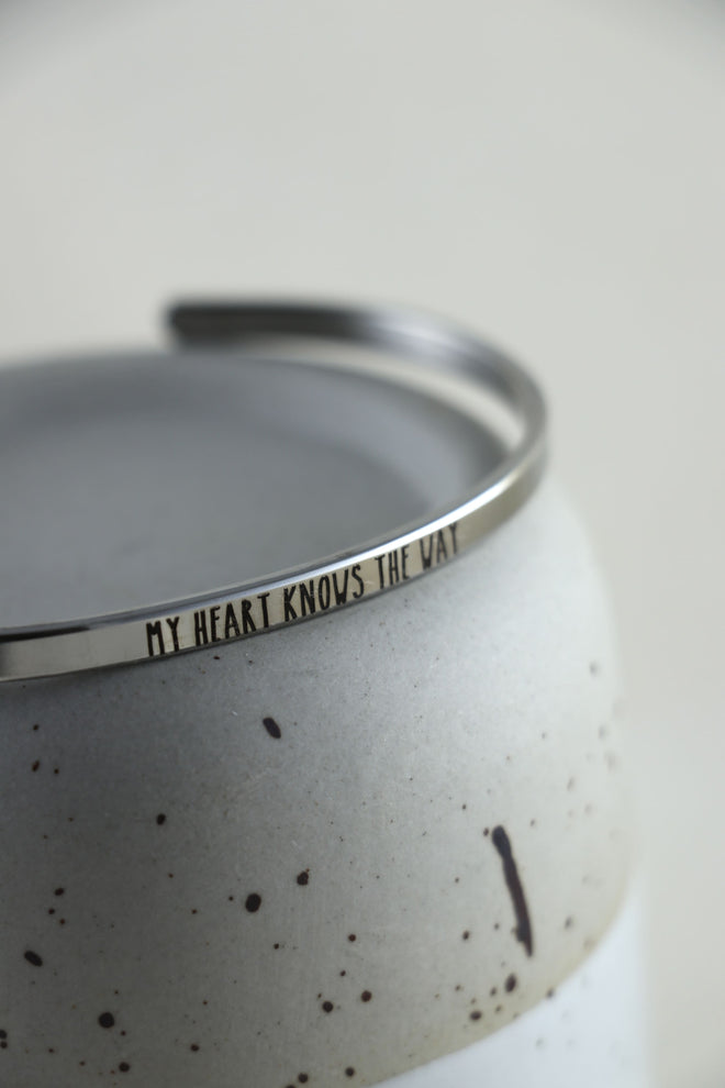 Mantra Armband - My heart knows the way Silber