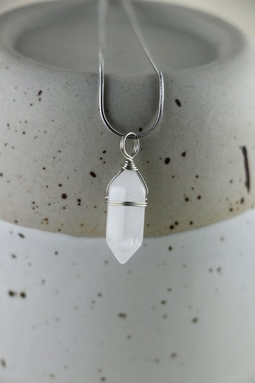 I AM safe - Bergkristall Halskette Doppelspitze Silber