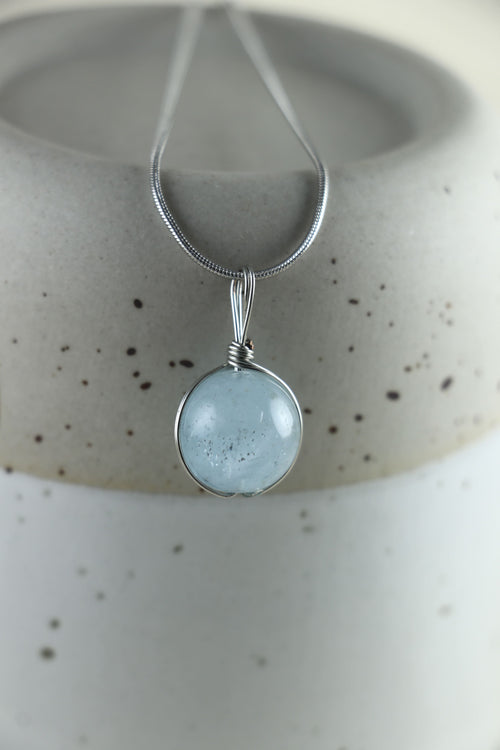 I AM clear - Aquamarin Halskette Kugel Silber