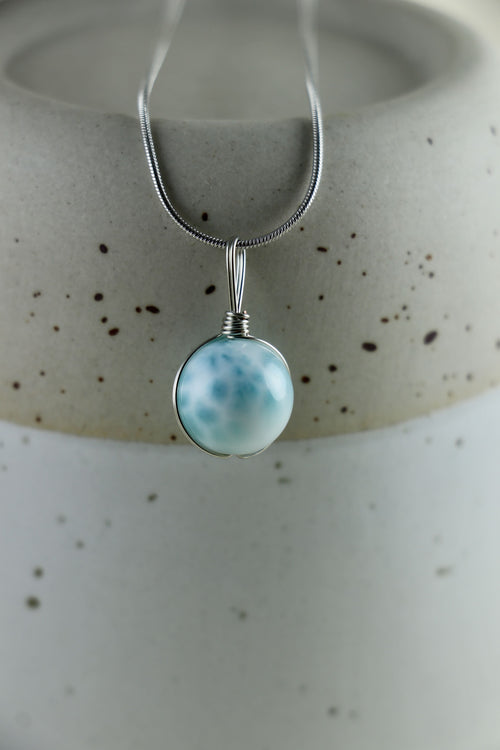 I AM inspired - Larimar Halskette Kugel Silber