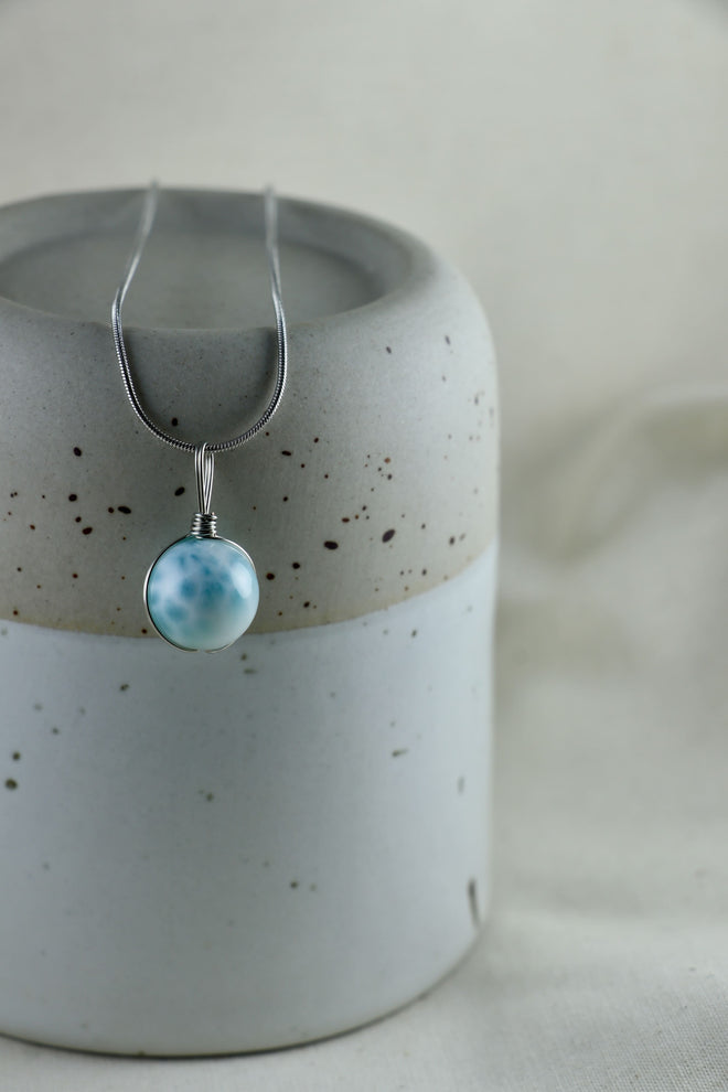 I AM inspired - Larimar Halskette Kugel Silber