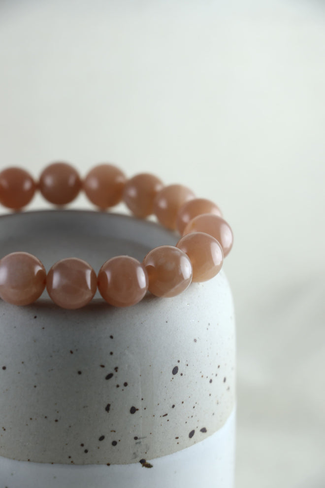 I AM feminine - Bracelet Pierre de Lune Pêche grandes perles