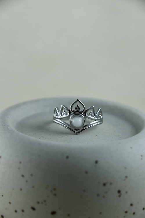 I AM beautiful – Bague en nacre "Crown" argent