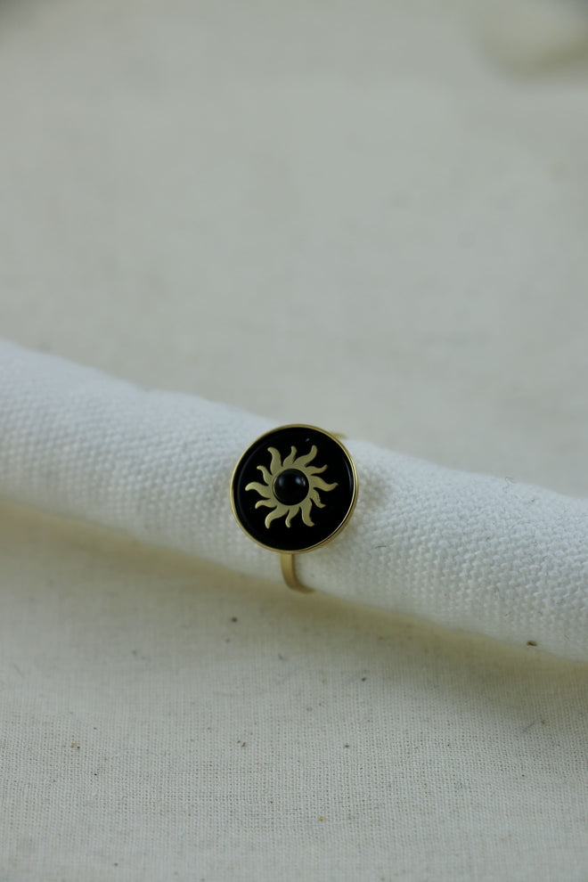 I AM limitless - Onyx Ring Matahari